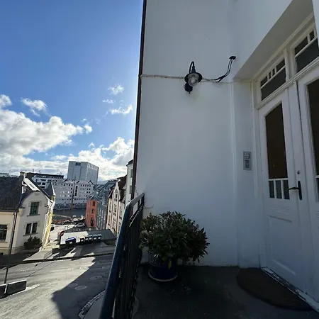 Stylish Big Jugend Art Nouveau With Balcony Heart Of *
